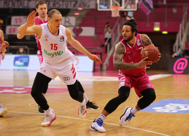 进球动力！登贝莱与朋友打赌赛季能有30球入账 奖励将是名牌手表