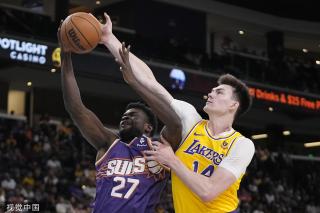 继续保持着 继续保持着